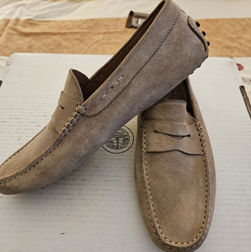 Tod's Gommini  Mocs